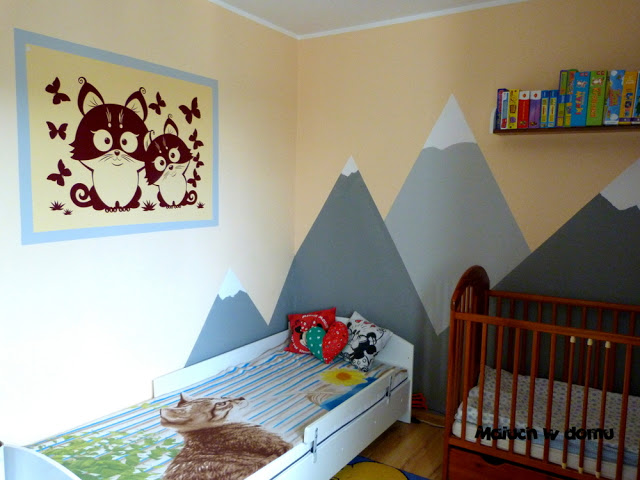 Jak namalować góry w pokoju dziecka przy użyciu taśmy malarskiej i farb