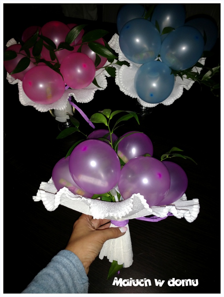 Bukiet z balonów ze zdrapkami zamiast kwiatów