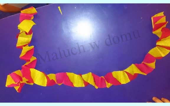 Łańcuch choinkowy z krepy + filmik instruktażowy