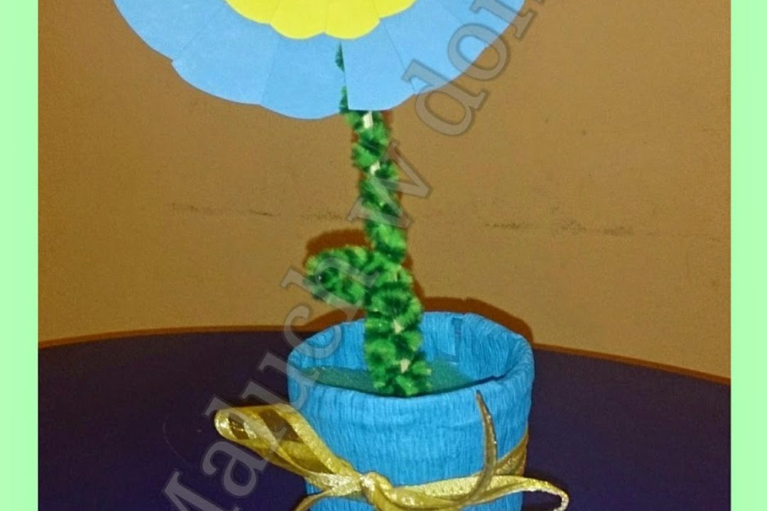 Kwiatek w doniczce dla babci