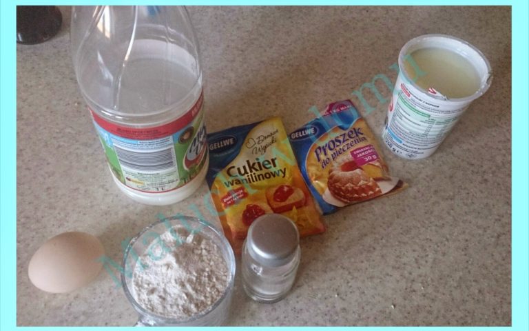 Przepis: placuszki jogurtowe.