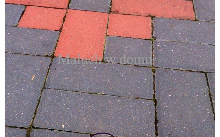 Cykl zabawy i gry podwórkowe #3: Gra w kapsle/nakrętki