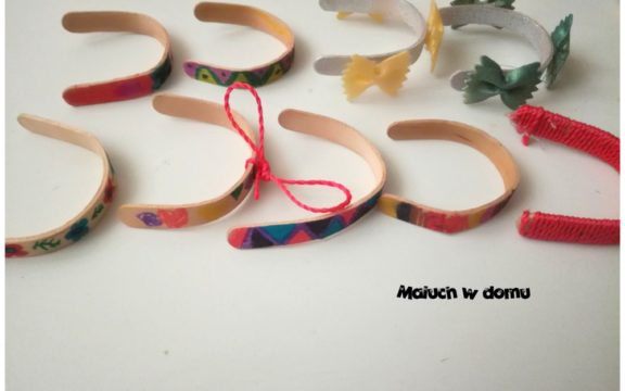 Bransoletki z patyczków do lodów