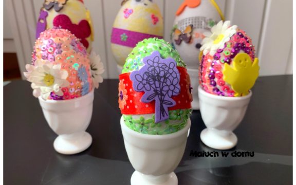 Dekorowanie styropianowych jajek