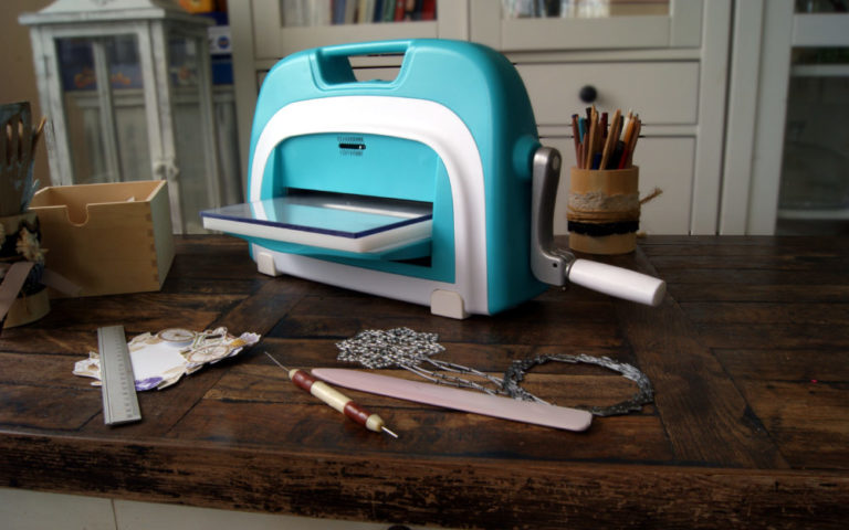 Kreatywna zabawa, czyli czym jest scrapbooking?