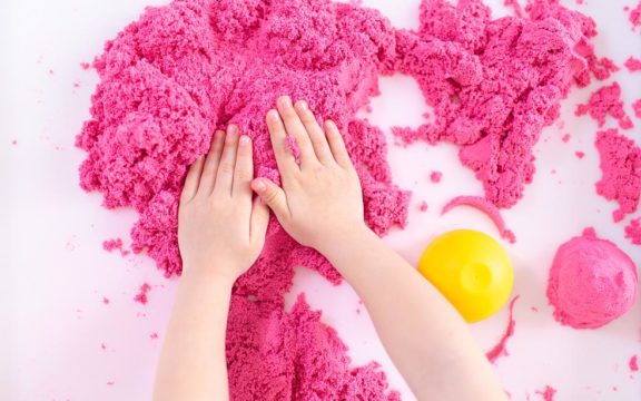 5 pomysłów na zajęcia sensoplastyczne