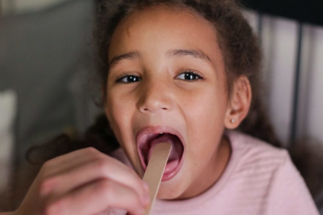 Jak radzić sobie z chrypką u dziecka?