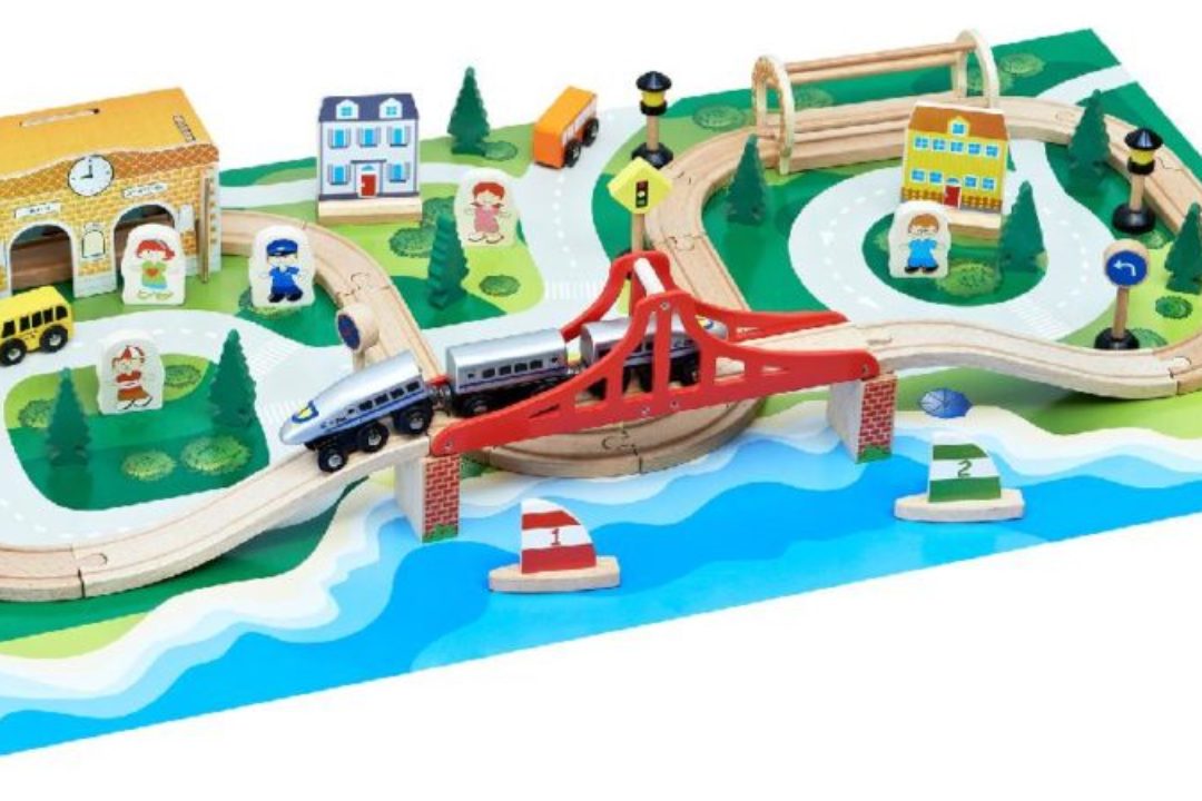 Dlaczego warto wybrać zabawki drewniane?