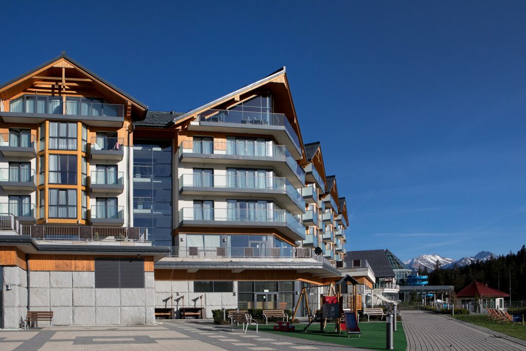 Hotel rodzinny w sercu Podhala. Z termami, Klubem Malucha i SPA!